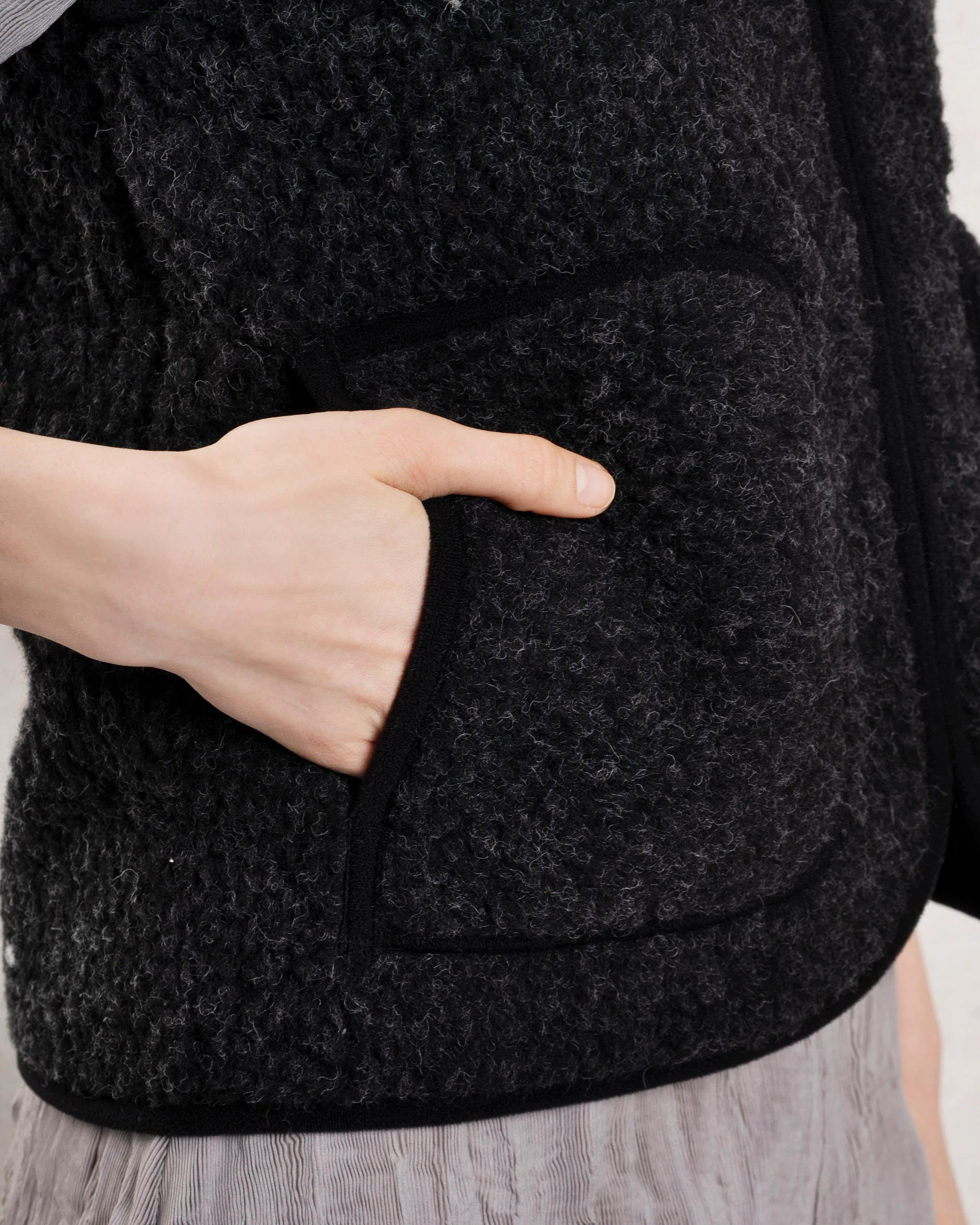 Vest Figo Black - Image 4