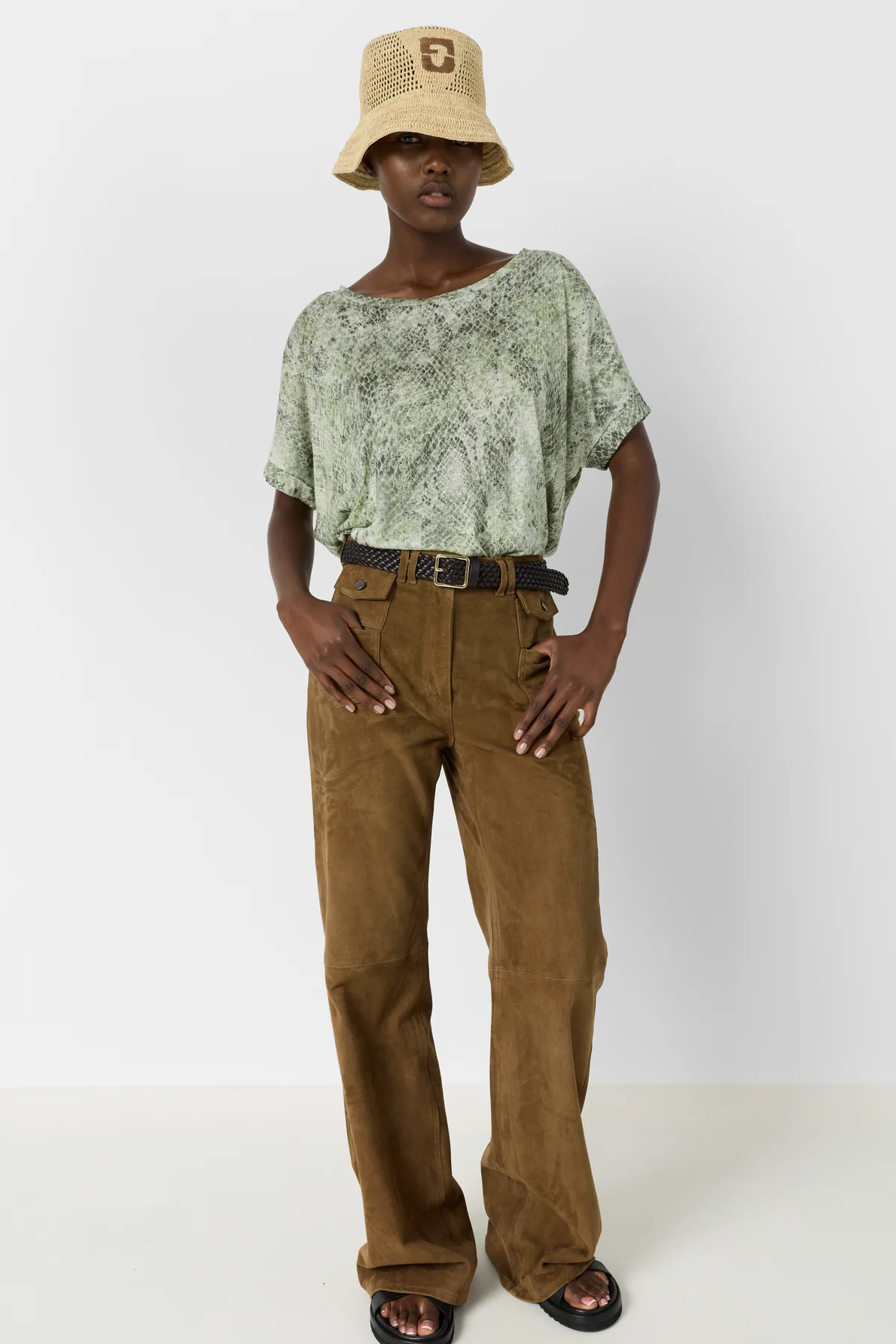 Women Oversized T-Shirt 100 Percent Cotton Jersey - Khaki-Green - Image 2