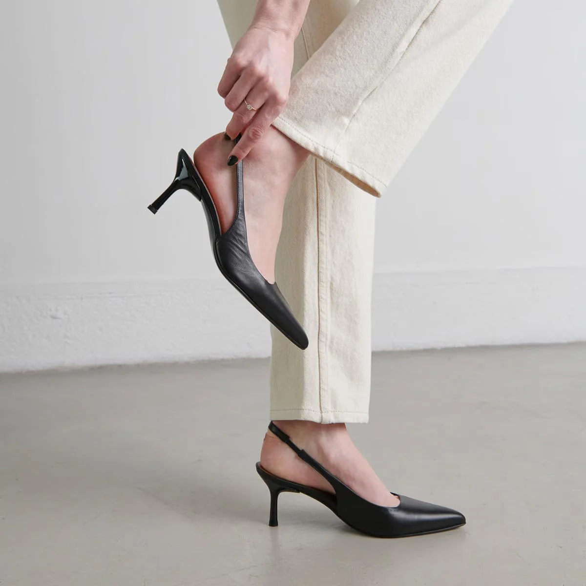 Escarpins Diamantine Cuir Noir