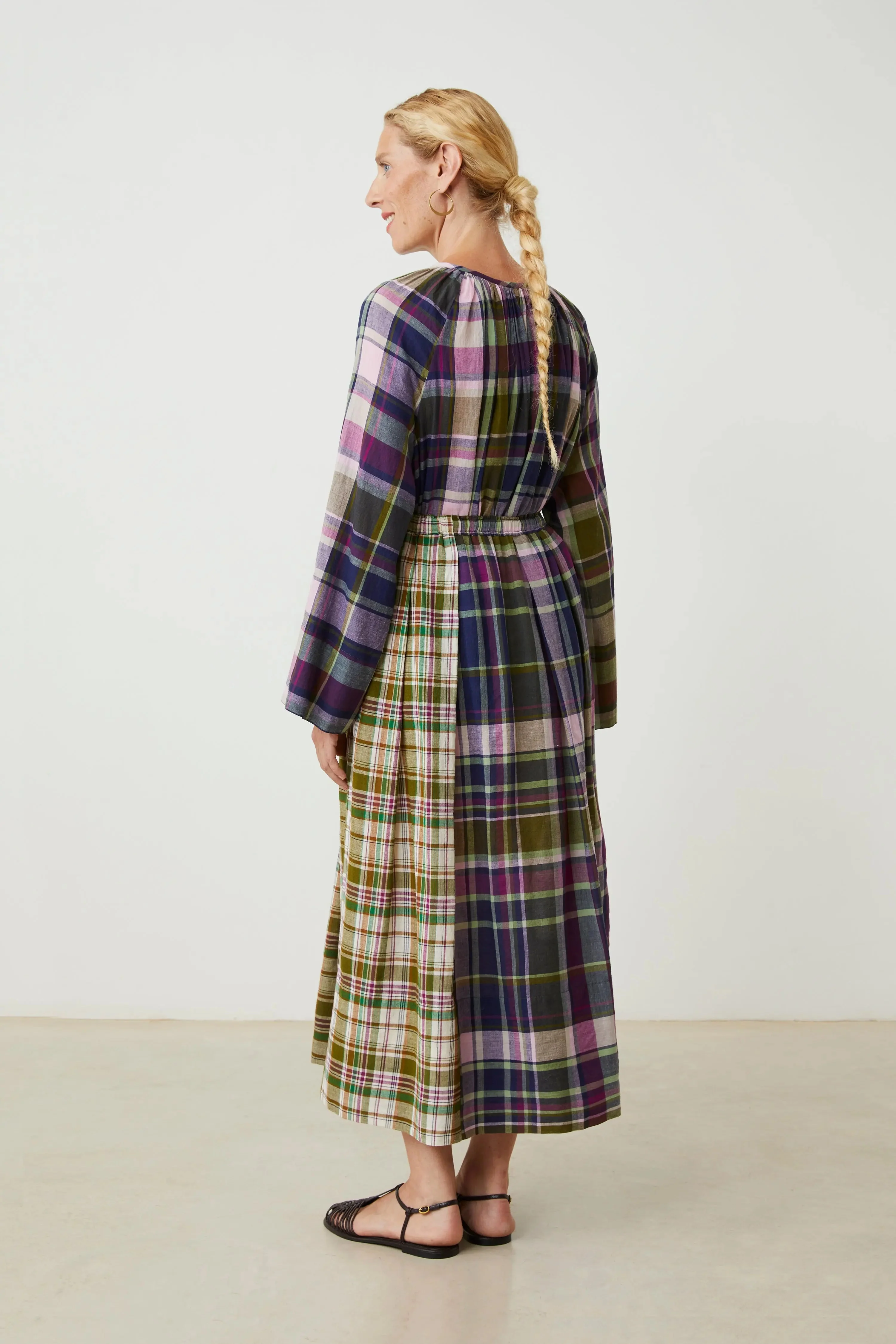 Skirt Paule 836 Sagan-Amazon - Image 4